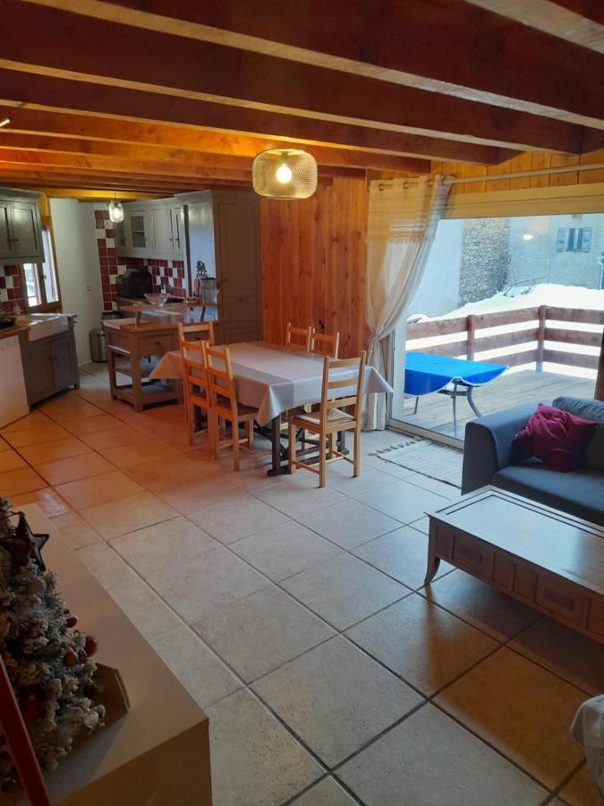Maison De Montagne Dans Charmant Village Du Capcir Fontrabiouse 外观 照片