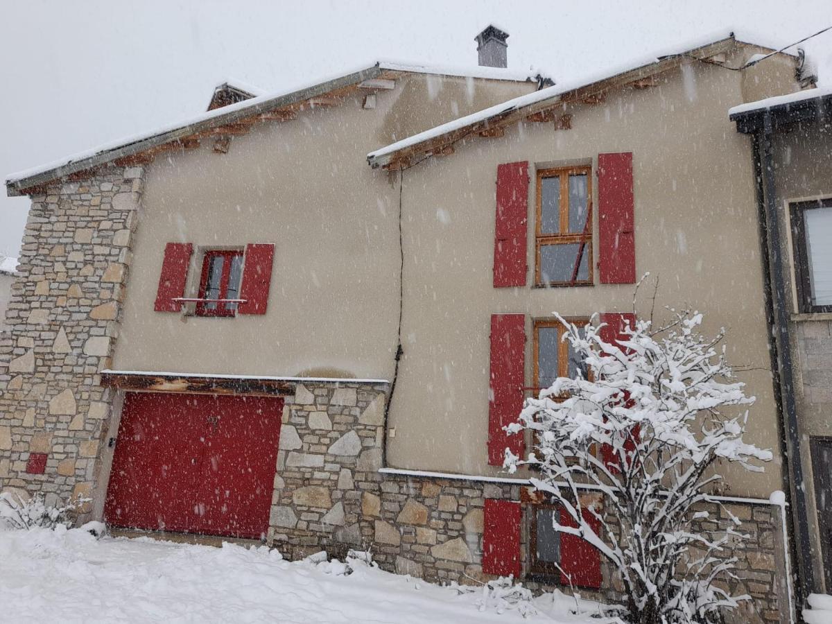 Maison De Montagne Dans Charmant Village Du Capcir Fontrabiouse 外观 照片
